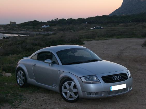 Hola, soy nuevo en el foro, este es mi Audi TT y mis dudas. - Audi TT Mk1  (1999-2006) - Audisport Iberica
