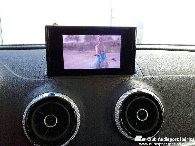 Audi muestra el A3 2012 a través de la pantalla del nuevo MMI